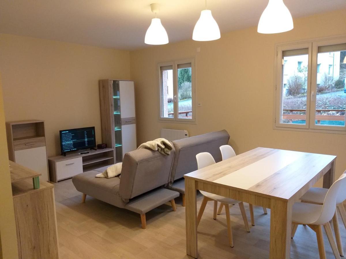 Apartamento Location A.M.I Bellegarde-sur-Valserine Exterior foto